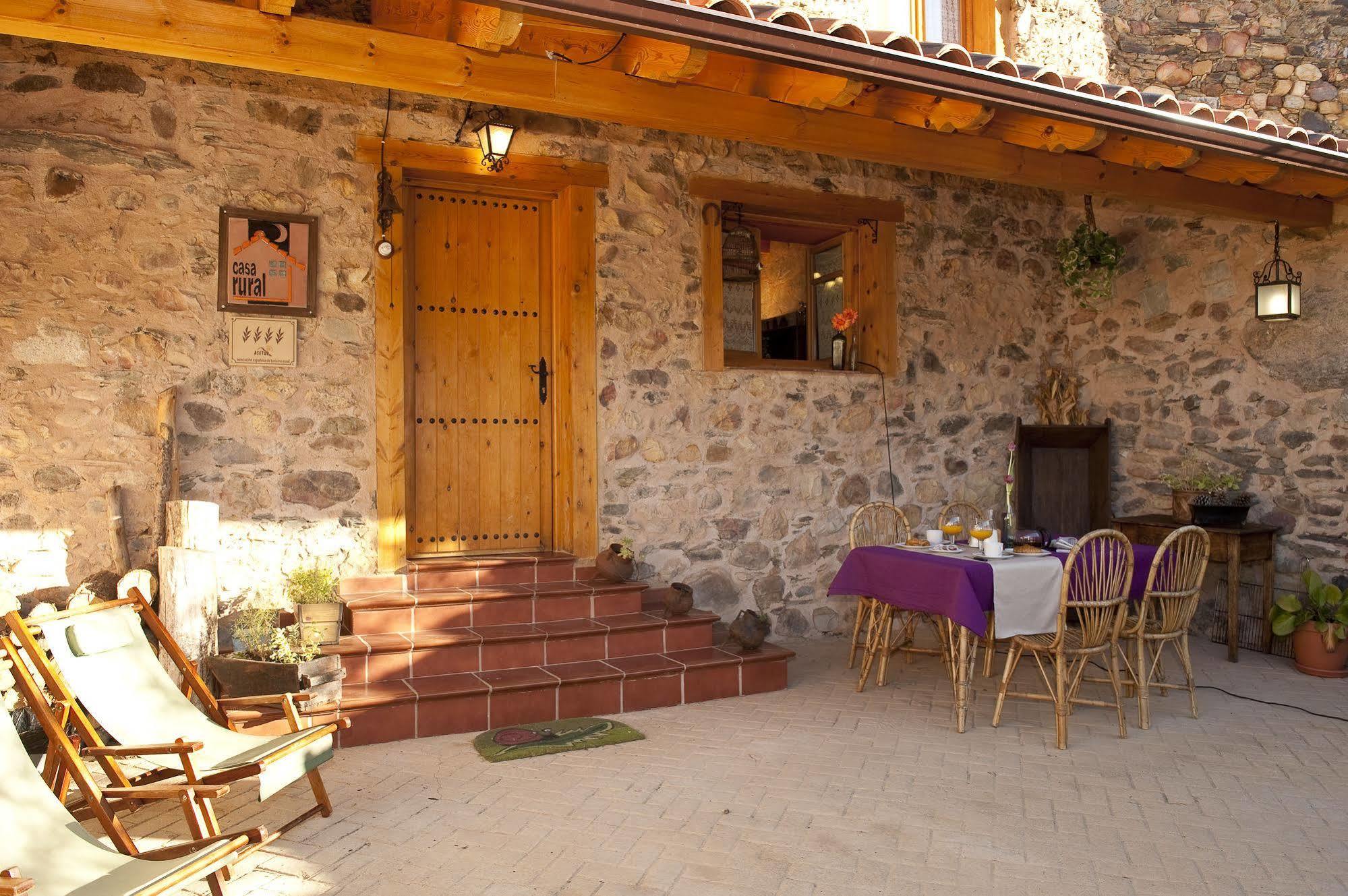 Casa Rural Entre Valles Benllera Exteriör bild